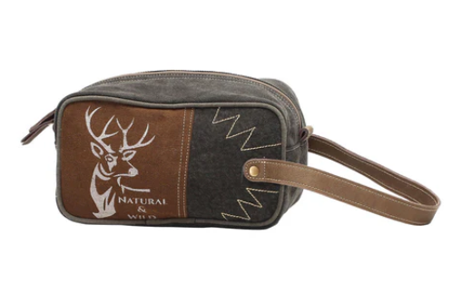 Wild Reindeer Shaving Kit with vintage canvas design and leather handle.