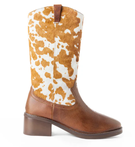 MYRA- Pointy Beige Boots