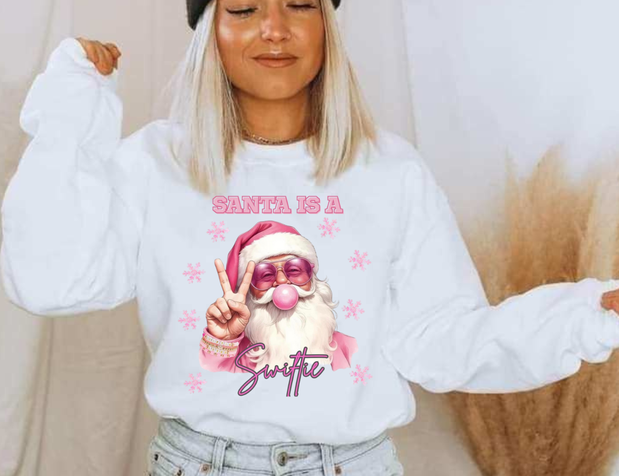 Santa Is A Swiftie